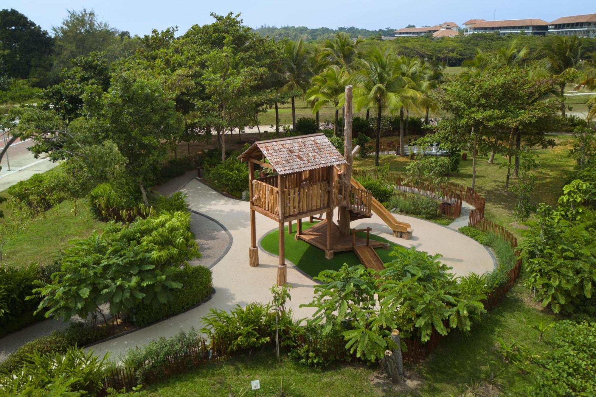 The Westin Desaru Coast Resort Экстерьер фото The Children's Forest