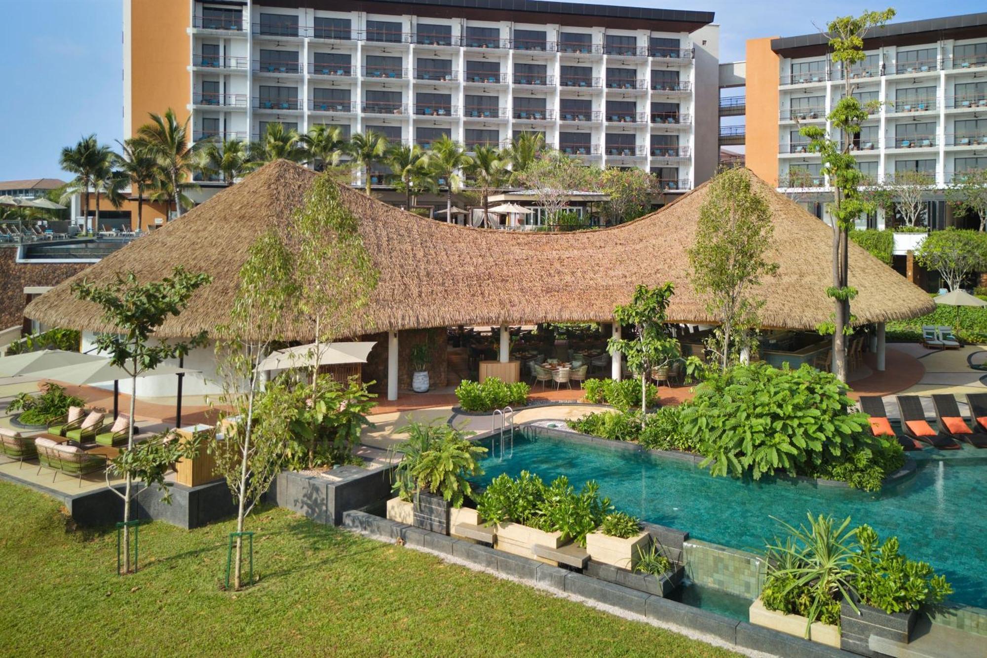 The Westin Desaru Coast Resort Экстерьер фото The Village